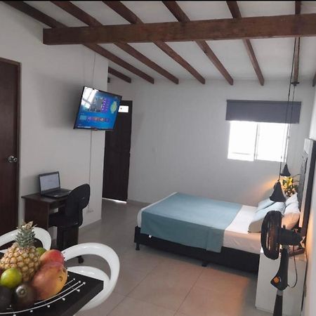 Vip Apartasuites Rosales Medellin Exterior photo