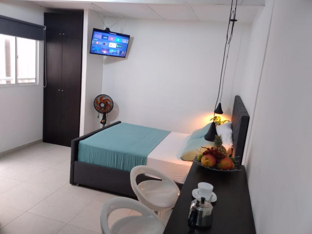 Vip Apartasuites Rosales Medellin Exterior photo