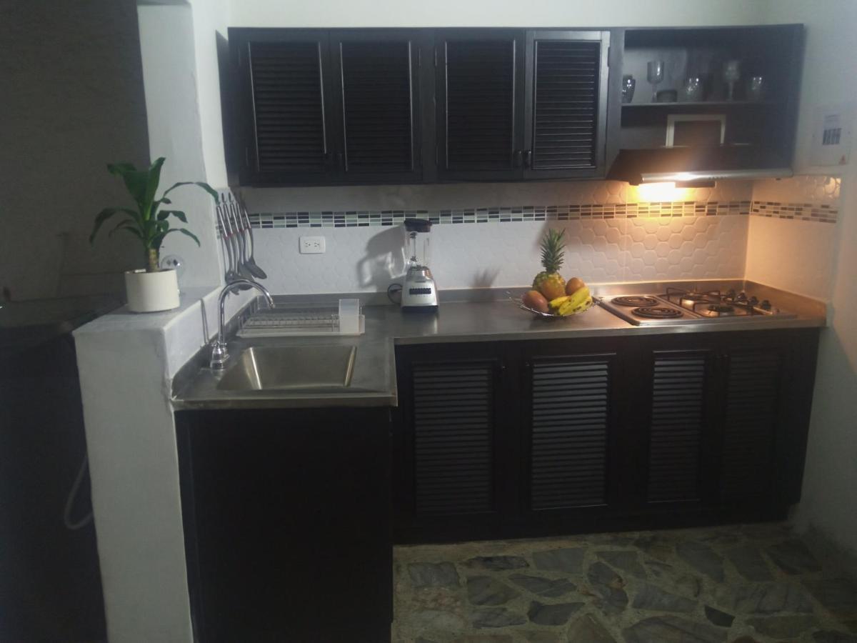 Vip Apartasuites Rosales Medellin Exterior photo