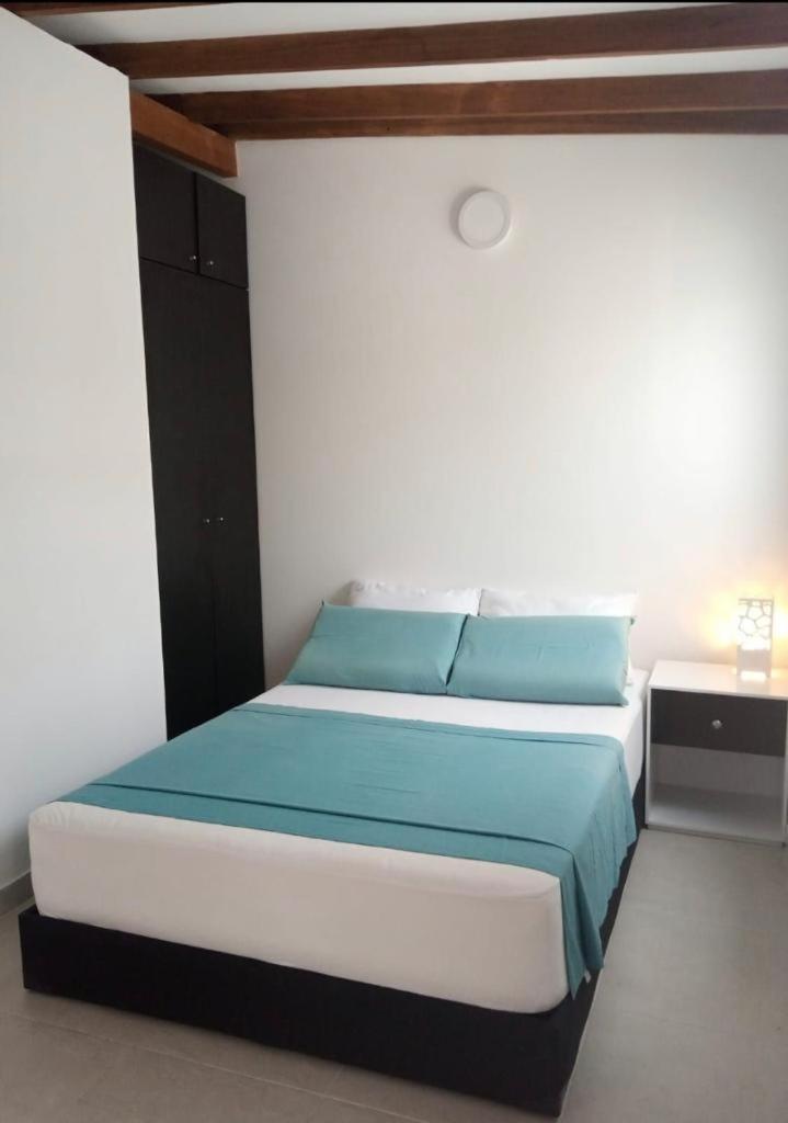 Vip Apartasuites Rosales Medellin Exterior photo