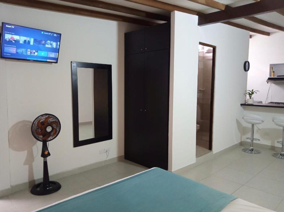 Vip Apartasuites Rosales Medellin Exterior photo